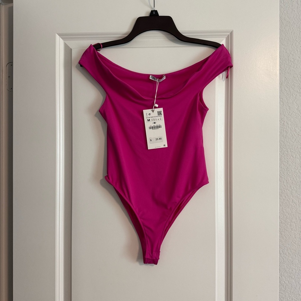 NWT ZARA PINK OFF-SHOULDER BODYSUIT SIZE MEDIUM